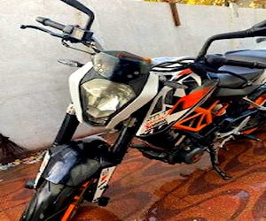 KTM duke 390 2015