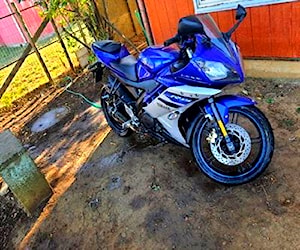 Moto yamaha r15 año 2019 o permuto auto