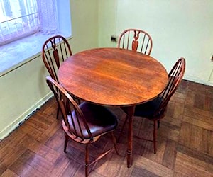 <p>Se vende Mesa de comedor en Puerto Montt</p>