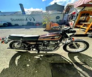 Honda cb750 four