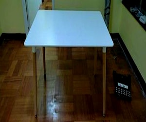 <p>Mesa de comedor</p>