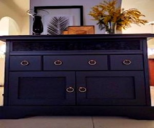 <p>Mueble negro </p>