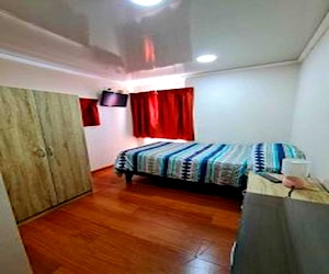 Hostal con restaurant nuevo, recepción definitiva