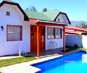 Cabaña con piscina en Olmué 