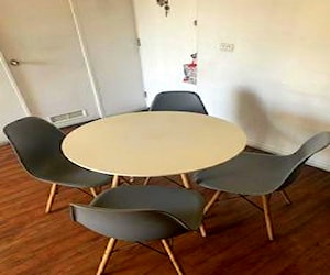 <p>Juego de comedor por renovación</p>