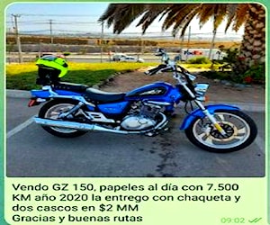 Moto Suzuki GZ150