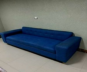 <p>Sofa 3 cuerpos</p>