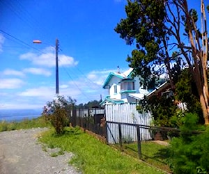 Cabaña "atisbar" en entre lagos, comuna Puyehue