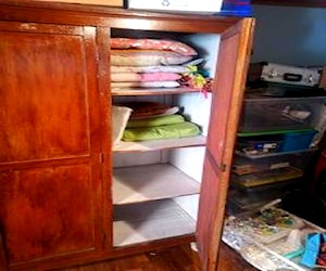 <p>Ropero closet madera </p>