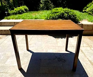 <p>Mesa de comedor</p>