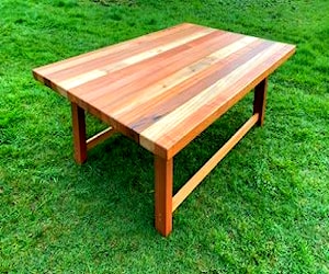 Mesa de centro de madera nativa