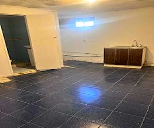 Arriendo pieza con baño privado