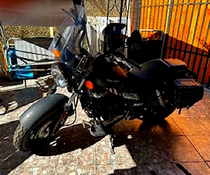 Moto tipo chopper 200cc año 2021