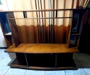 Rack para tv y radio 25mil