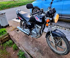 Moto Suzuki EN-125