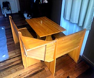 <p>Comedor de madera</p>