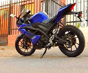 Yamaha r15 V3