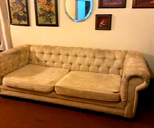 <p>Sofa Capitoné</p>