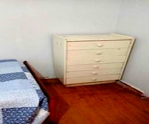 <p>Arriendo pieza estudiante</p> image