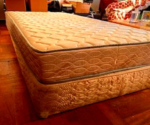 <p>Box Spring </p>