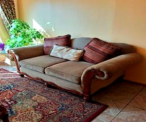 <p>Sofa</p>