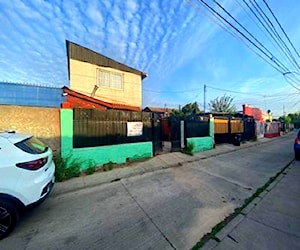 Terreno con dos casas independientes San Miguel