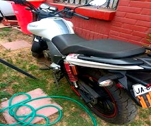 Moto Keeway RKV 200cc año 2013