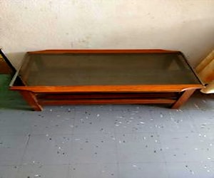 <p>Vendo mesa de centro</p>