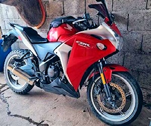 HONDA CBR 250cc 