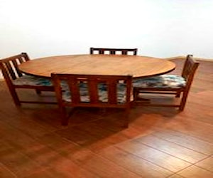 <p>COMEDOR REDONDO 1.20 metros 4 SILLAS</p>