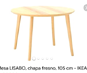 Mesa redonda de madera de fresno, comprada en IKEA