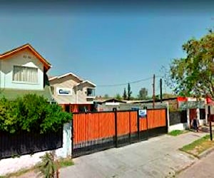 Casa en Maipú. Conjunto en Teniente Bueras