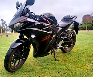 Moto Yamaha R3 año 2019