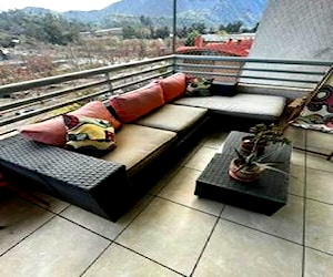 <p>Juego completo terraza impecable</p>