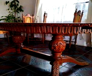 <p>Comedor madera chilena</p>