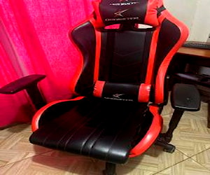 <p>Silla gamer</p>