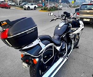 Suzuki Intruder 800