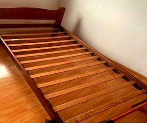 <p>Cama + colchón de 1 plaza </p>