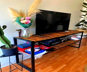 Mueble rack para TV (fierro y madera)