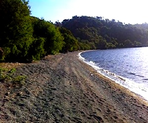 Terreno costanera Lago Huillinco