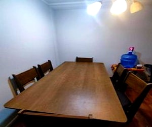 <p>Comedor casi nuevo</p>