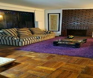 <p>Arriendo Habitacion sin Amoblar</p>