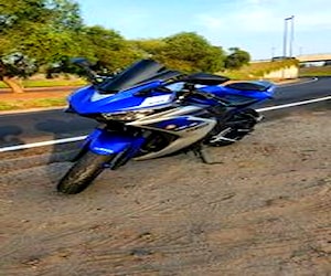 Yamaha R3 2016