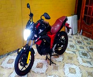 Moto Suzuki Gixxer Naked