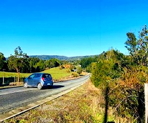 Parcela 1.2 ha estaquilla , orilla de carretera