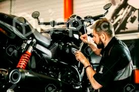 Busco: mecánico de motos a domicilio