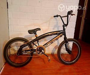 Bicicleta BMX