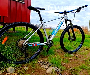 Bicicleta mountain bike montaña