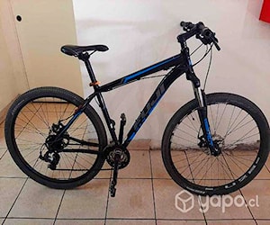 Bicicleta montaña Fuji Nevada 1.9 aro 29