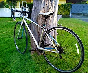 Bicicleta de ruta Trek Lexa